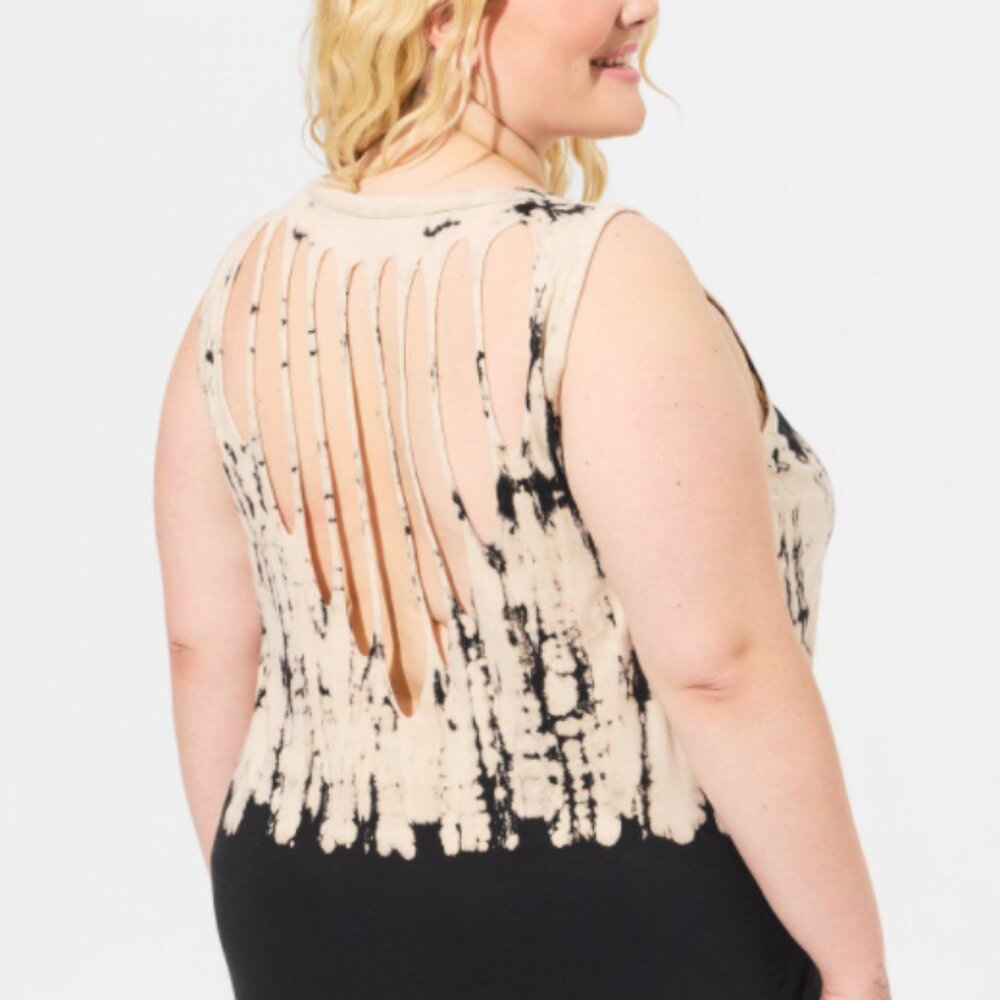 Crew Neck Slash Back Tank